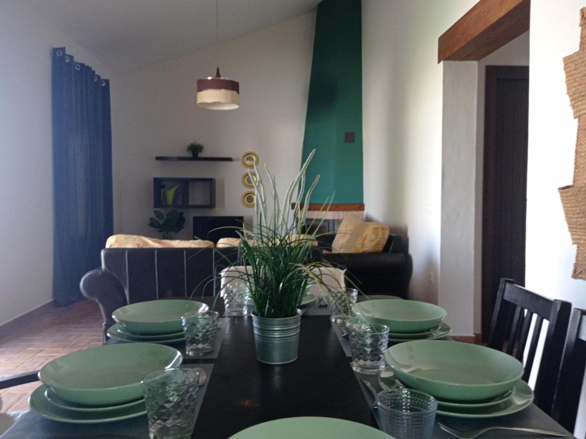 Chalet La Primera Piedra كونيل ذي لا فرونتيرا المظهر الخارجي الصورة